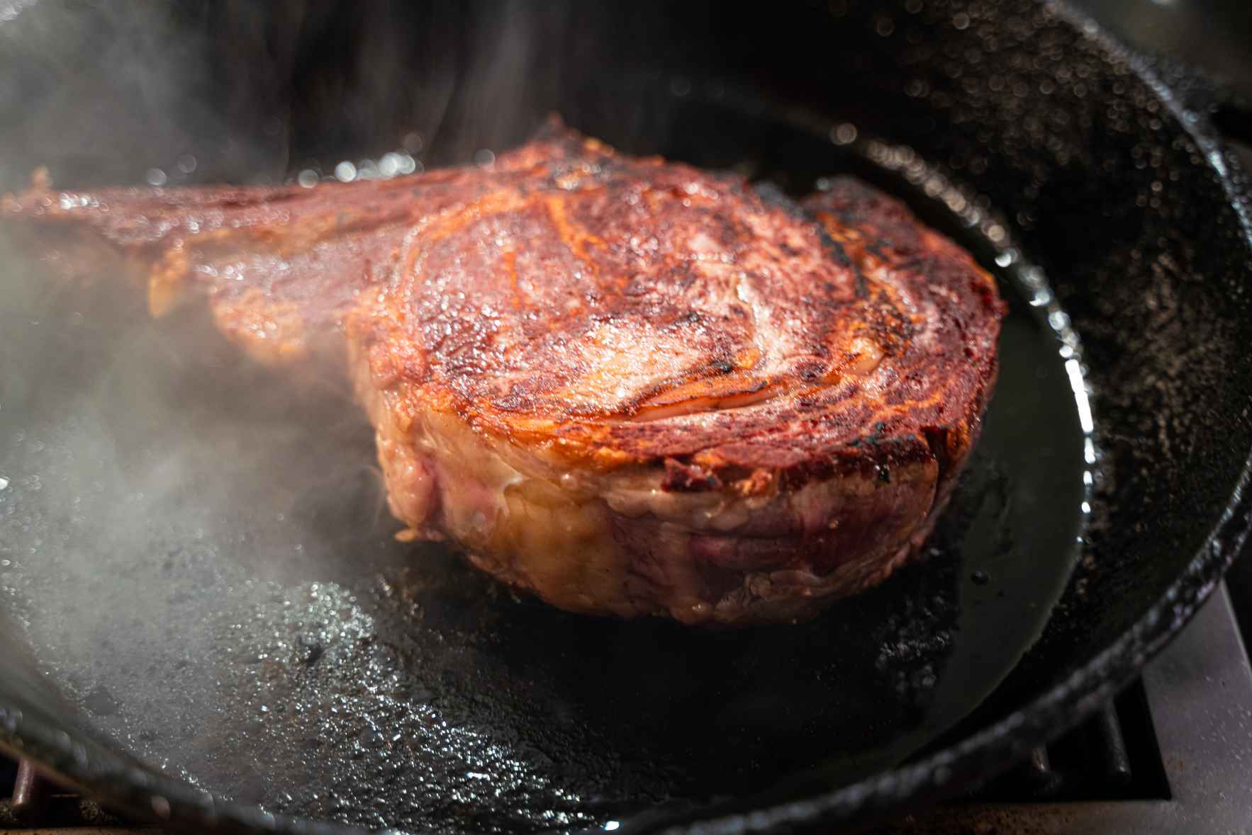 How To Cook Steak in Cast Iron Pan