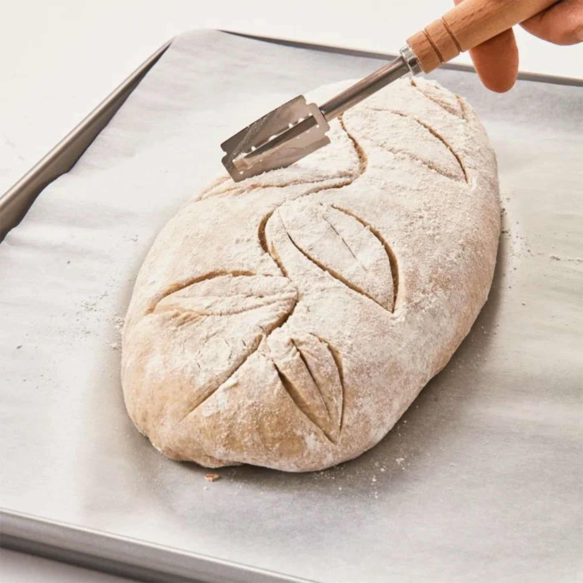 Dough Scoring Knife with Beechwood Handle, 19 cm