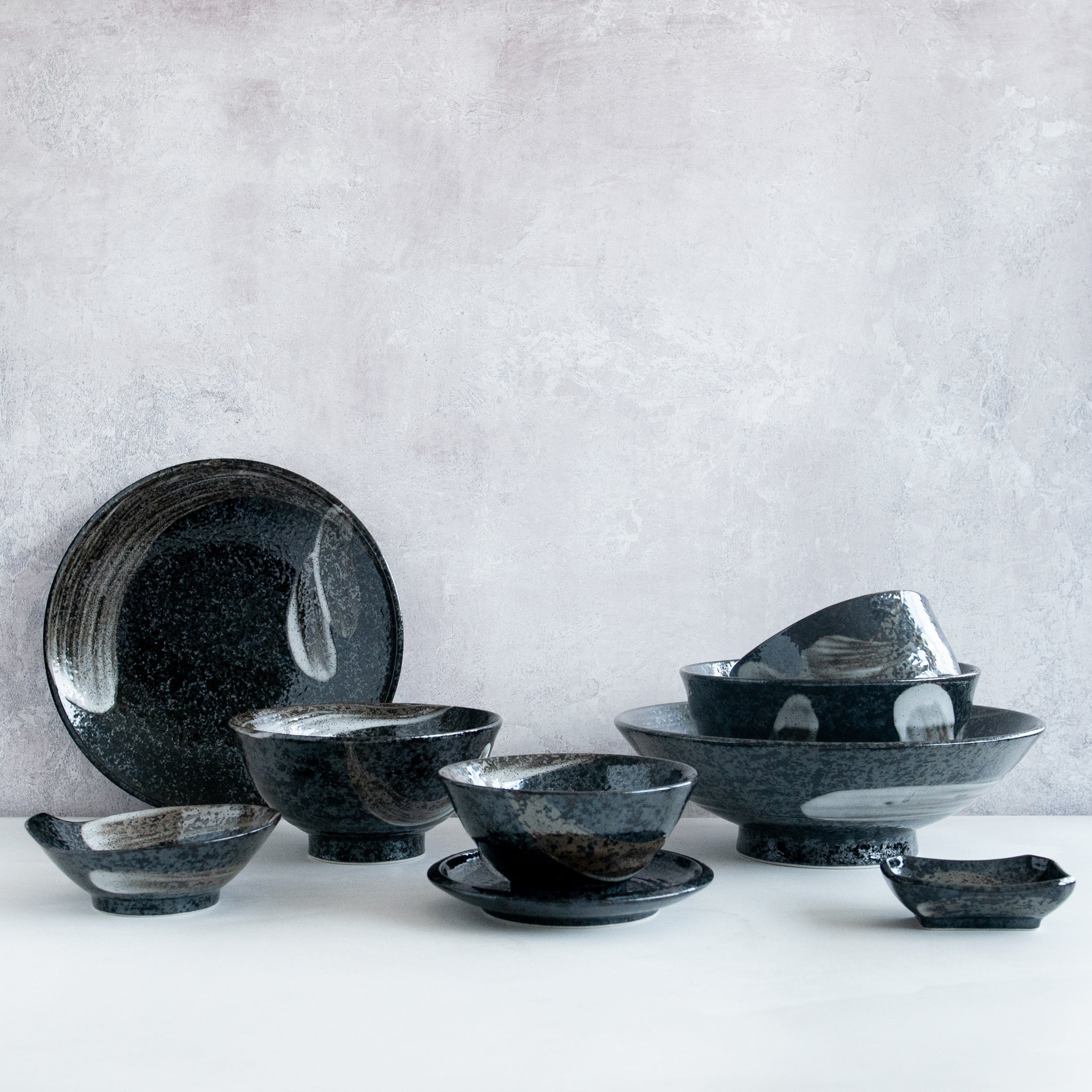 Kiji Stoneware & Ceramics Karasuba-Iro Shallow Bowl 25cm Tableware Japanese Tableware Japanese Food