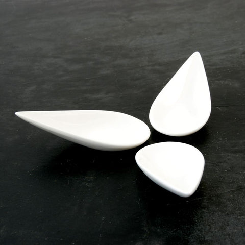 12 x Small Porcelain Tear Drop Canape Spoon