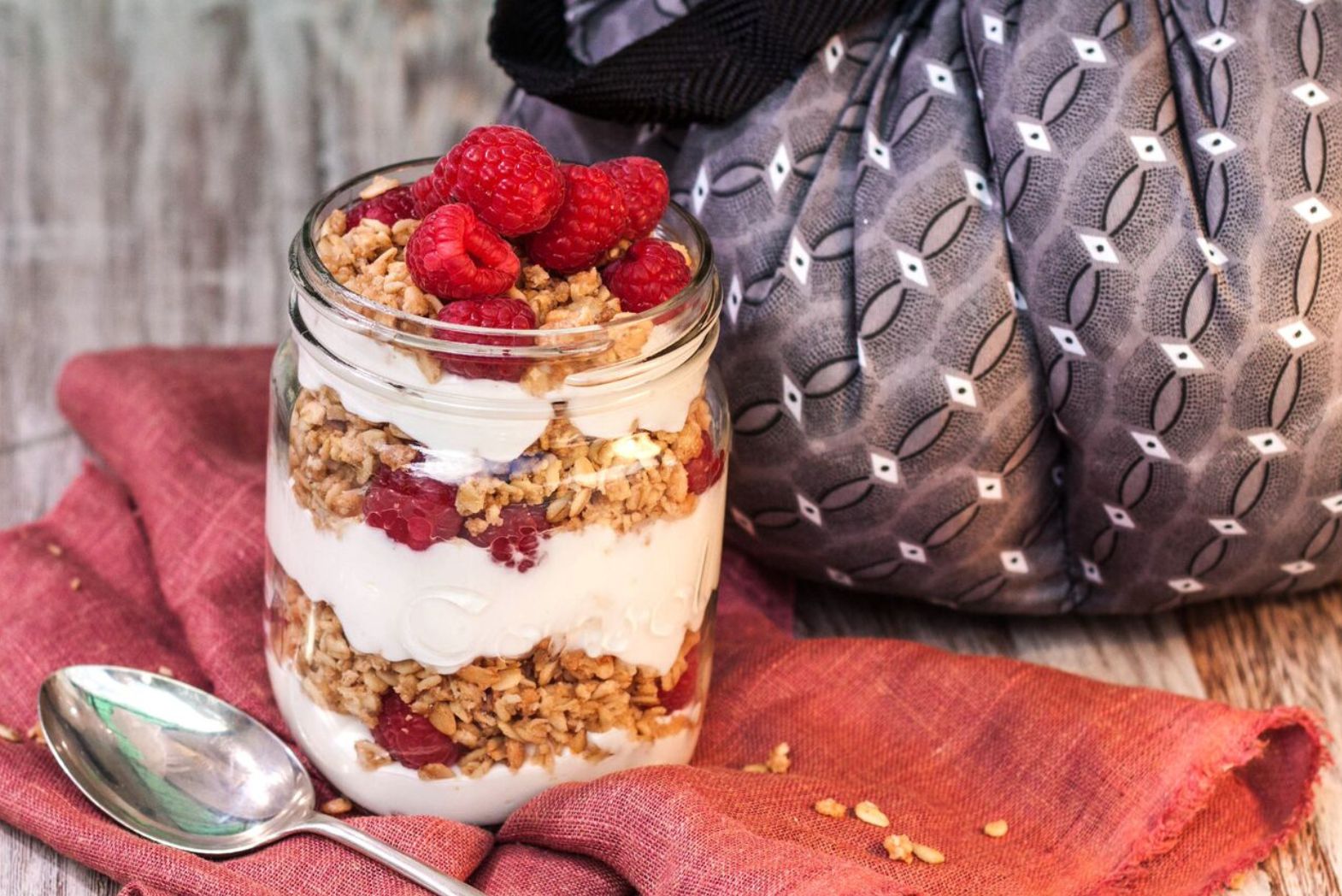 How to Make Yoghurt in a Wonderbag Slow Cooker