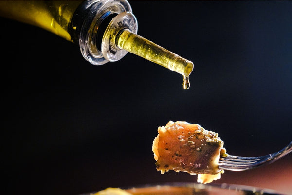 What's the Difference Between Olive Oil and Extra Virgin Olive Oil?