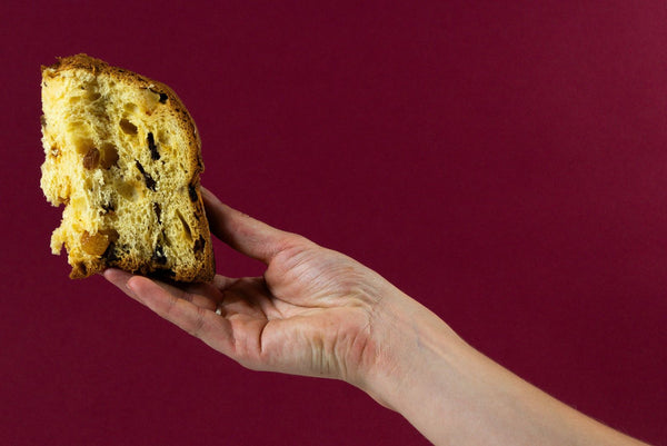 How to Eat Panettone