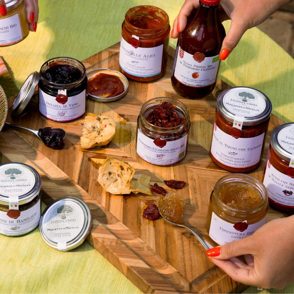 Frantoi Cutrera Tomato Sauce with Anchovies & Wild Fennel, 290g