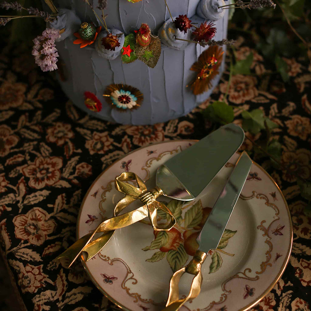 Doing Goods Set of 2 Riley Ribbon Cake Set