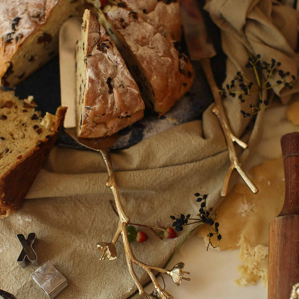 Doing Goods Set of 2 Ava Blossom Cake Set in Giftbox