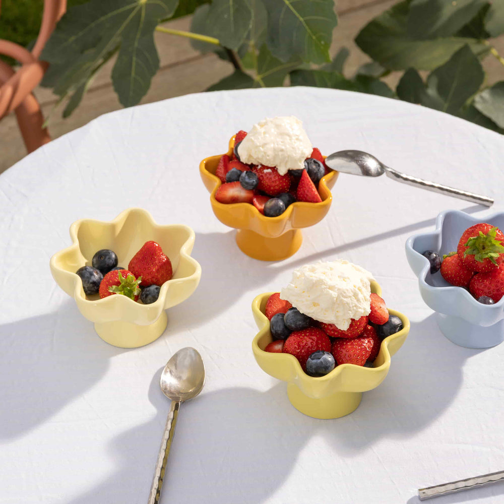 Set of 4 Wavy Footed Bowls, 11cm