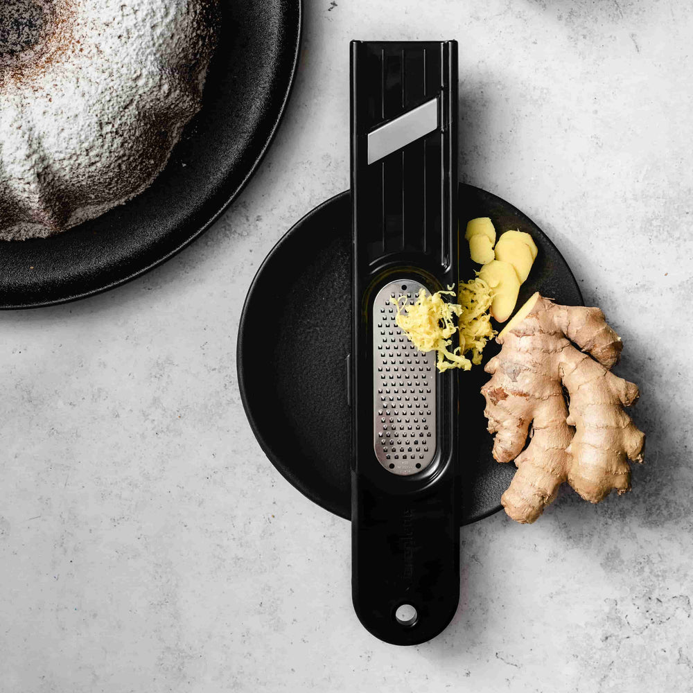 Microplane Black 3-in-1 Ginger Tool, 28cm