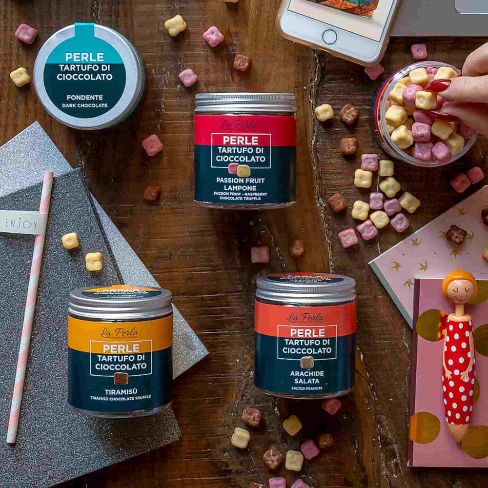 La Perla di Torino Mini Pistachio & Raspberry Truffles, 50g