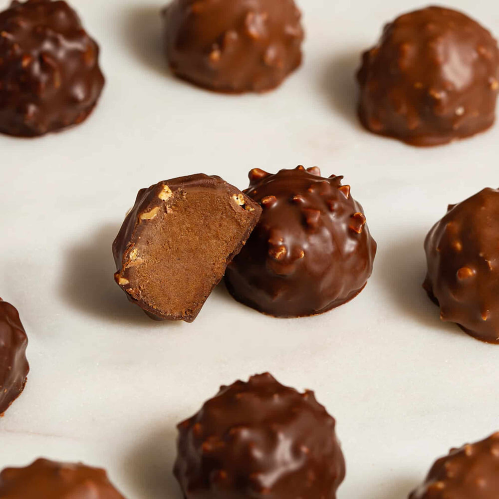 Le Chocolat des Francais Dark & Milk Chocolate Covered Rochers in Gift Tin, 155g