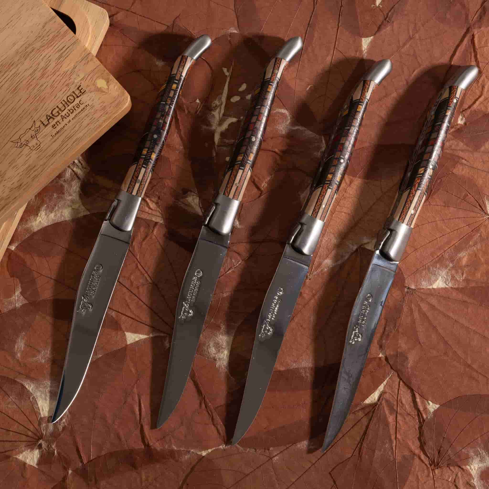 Laguiole en Aubrac Set of 4 Steak Knives, Geometric Wood