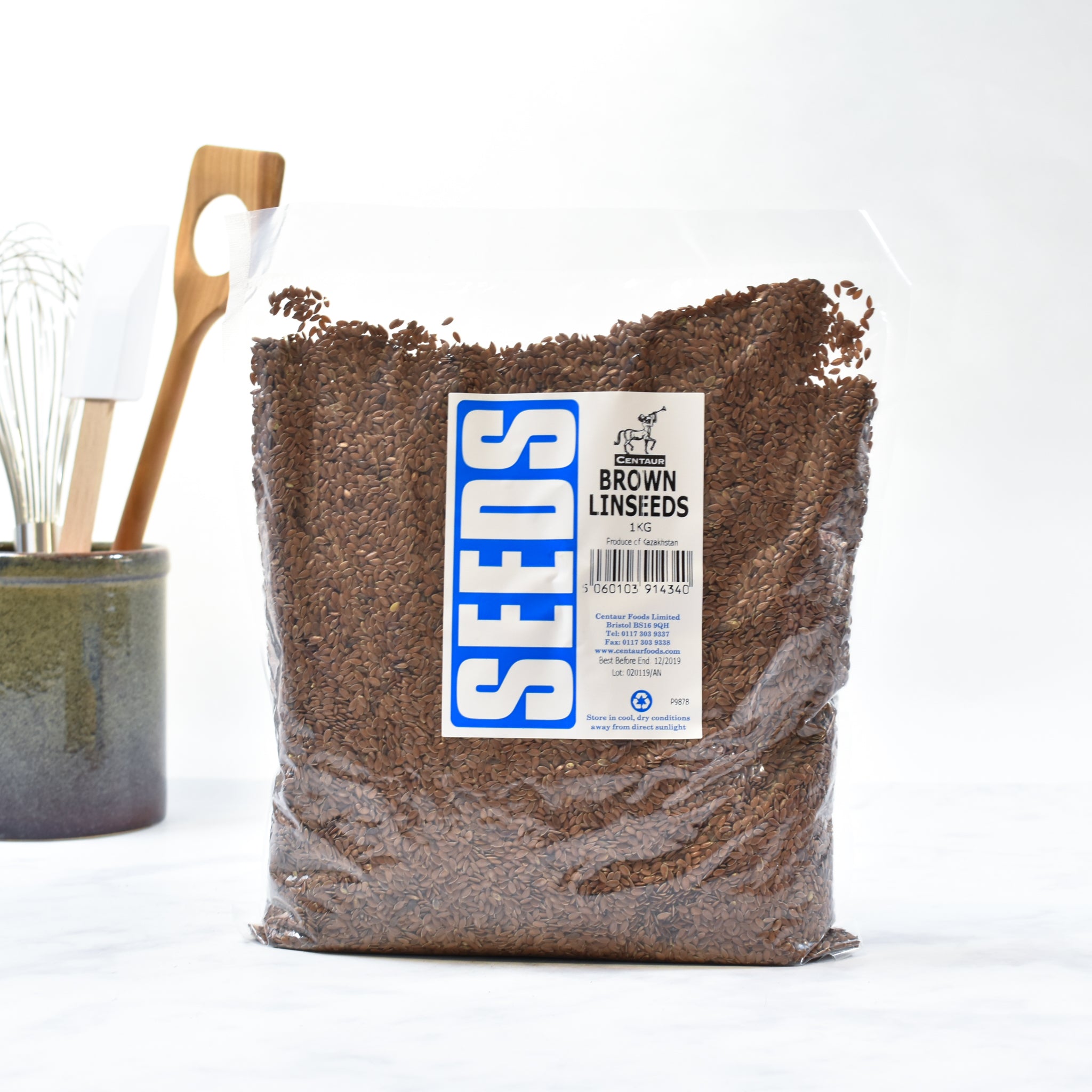 Linseeds 1kg lifestyle photograph