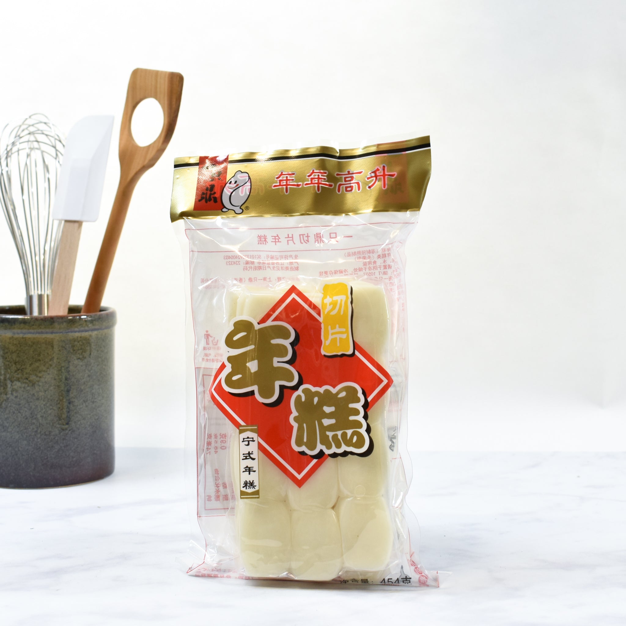 Sliced Rice Cake for Hot Pot 454g lifestyle photograph