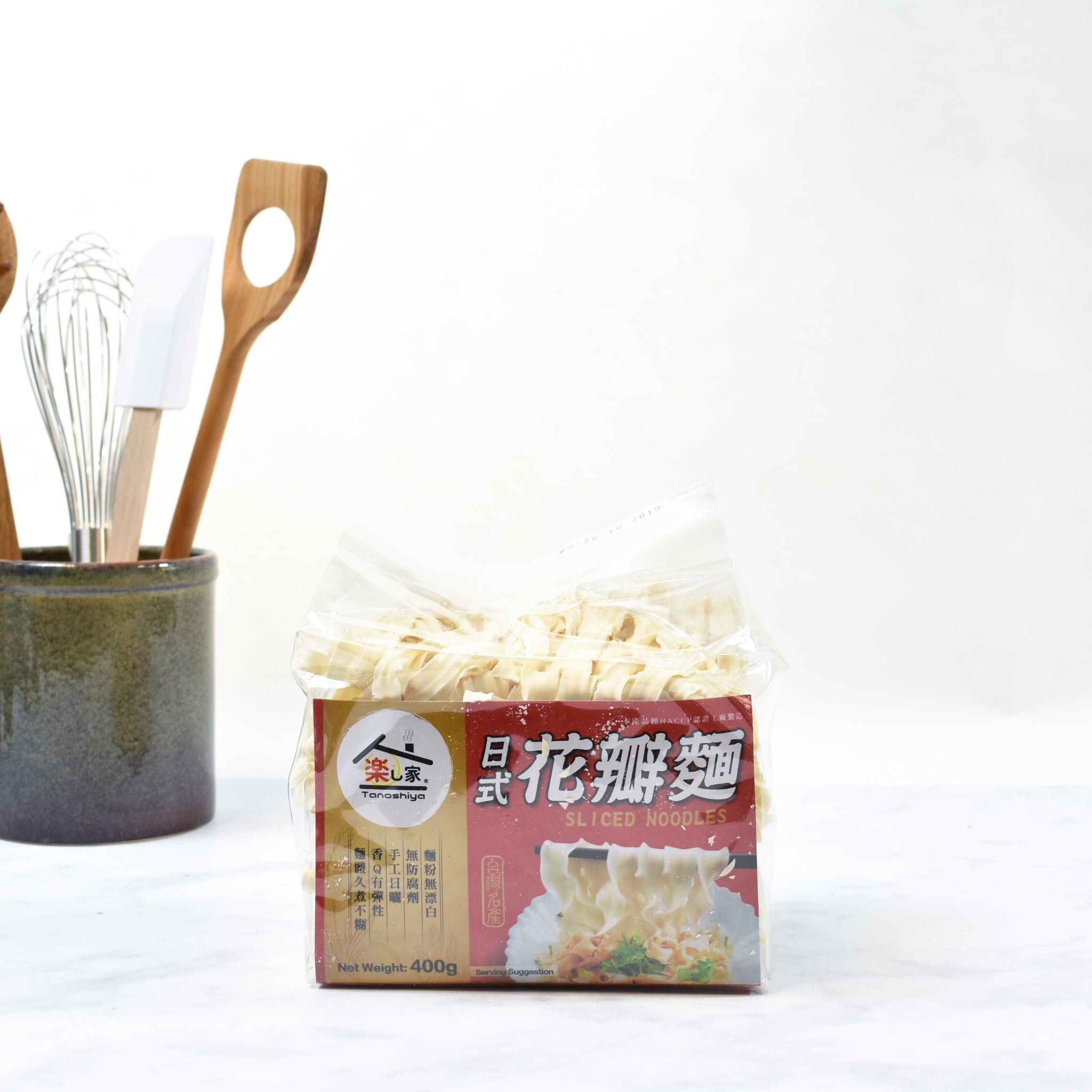 Taiwanese Dried Noodles 400g lifestyle photograph