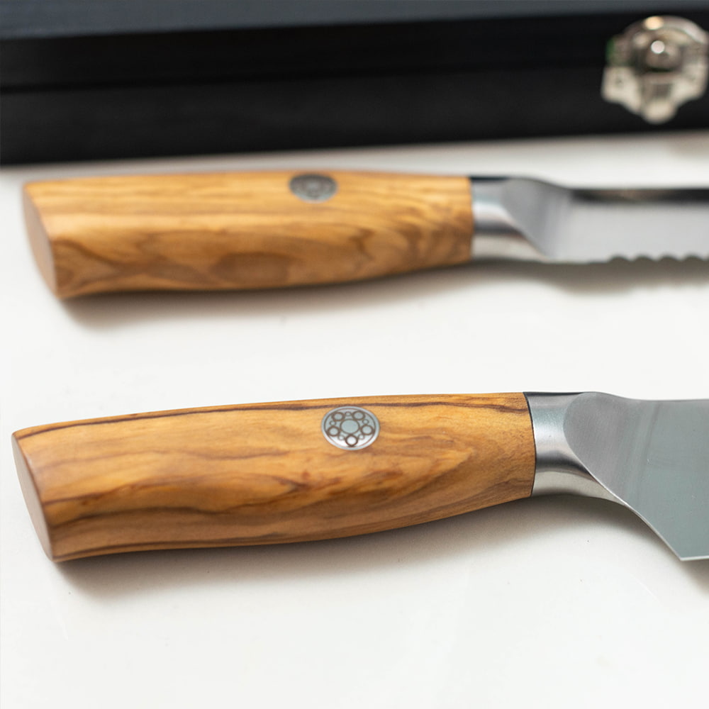 Olivewood Handle Knife Trio in Giftbox
