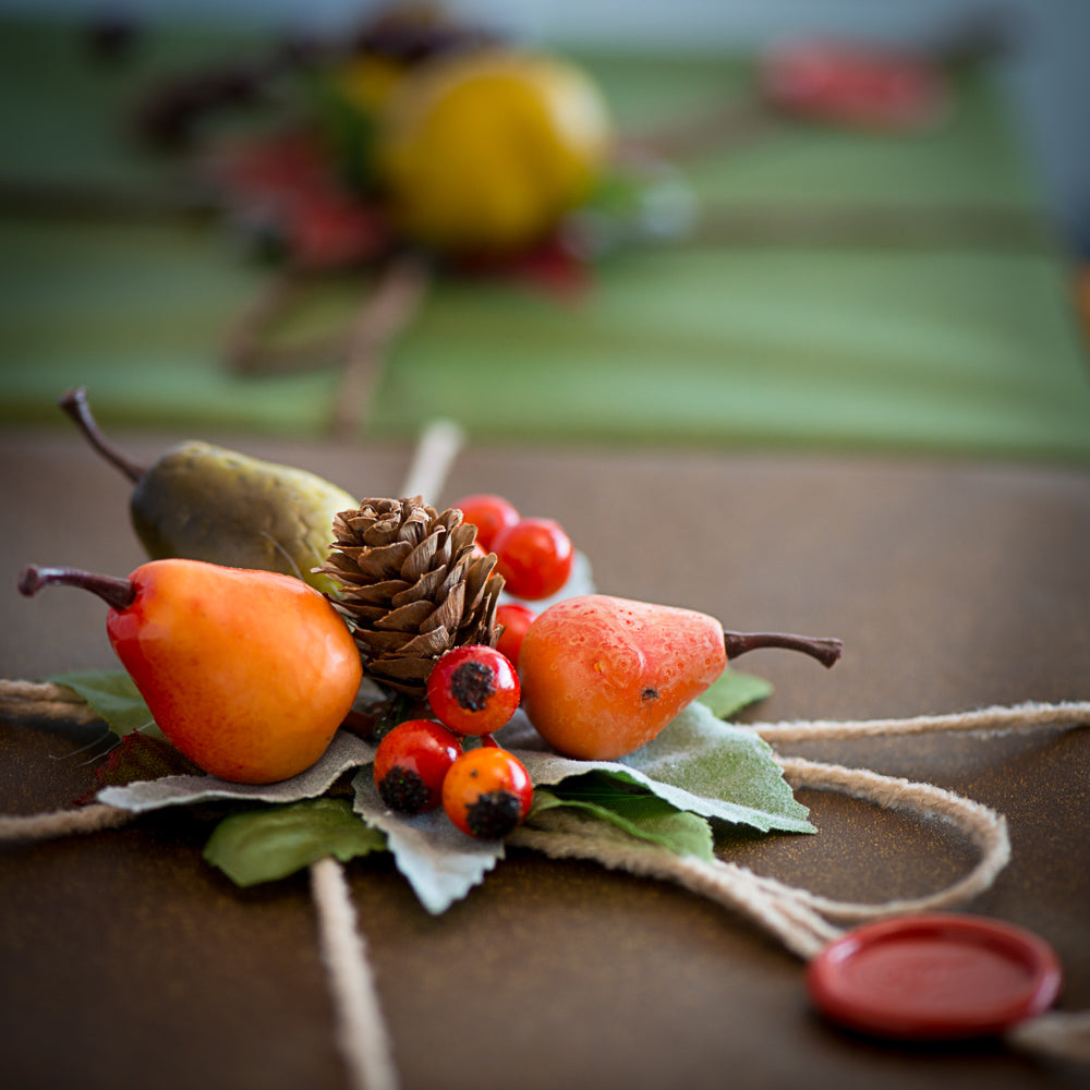 Flamigni Sugar Iced Dark Chocolate & Pear Panettone 1kg lifestyle